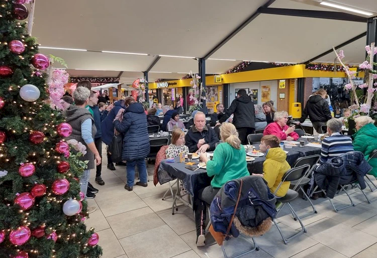 Heerlijk Kerstontbijt in winkelcentrum Westpolder